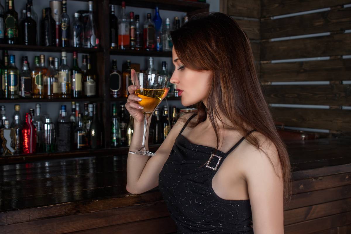 Donna belga muore dopo aver bevuto un sorso di vino article-post