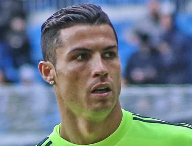 La madre di Cristiano Ronaldo è in terapia intensiva dopo un ictus article-post