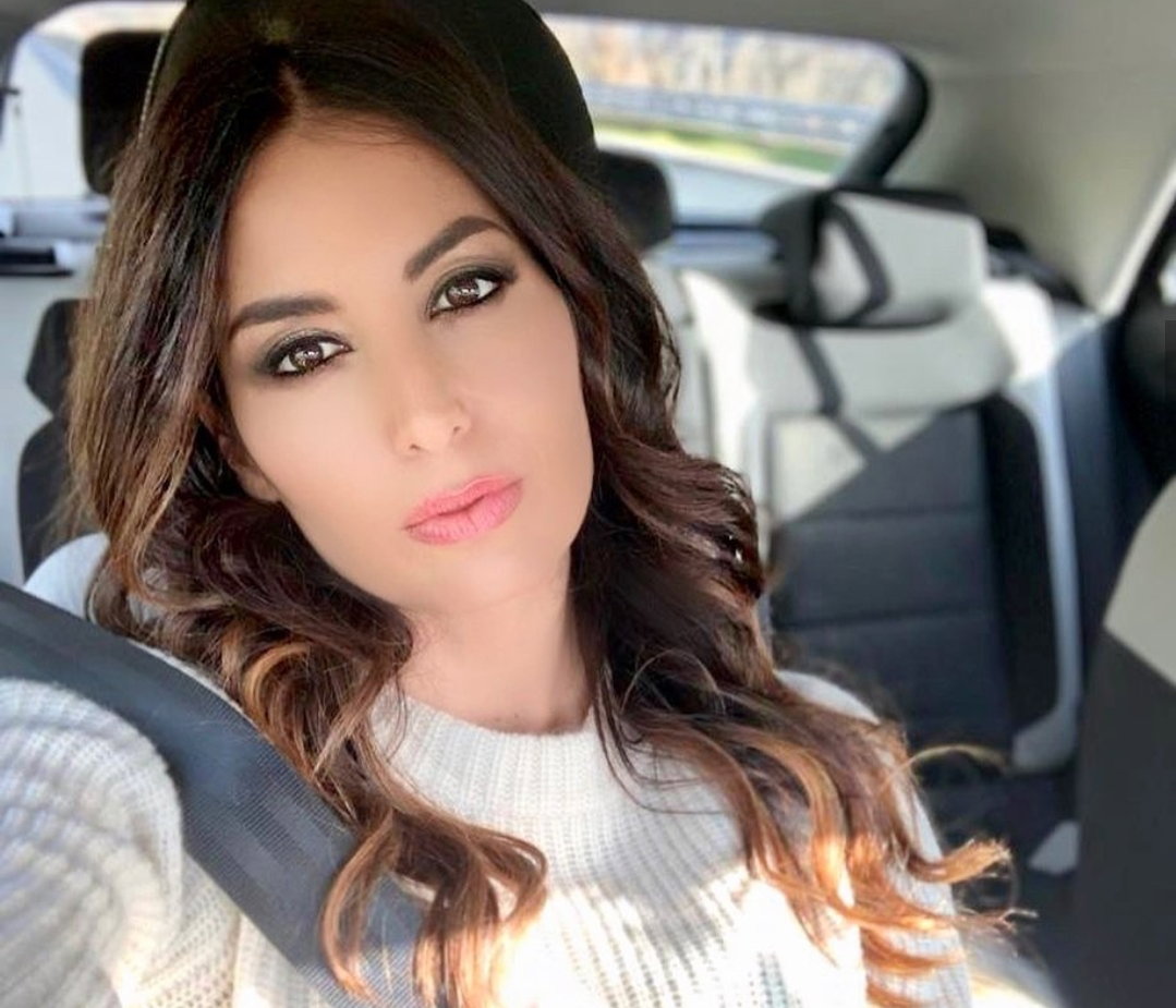 Elisabetta Gregoraci col pancione, la foto lascia tutti senza parole. article-post