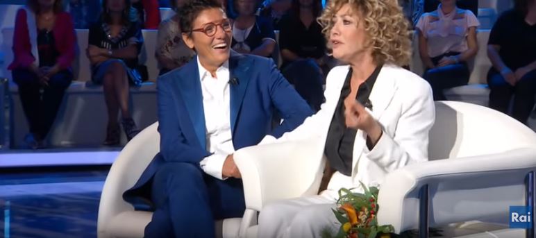 Eva Grimaldi “tradita” dalla moglie article-post