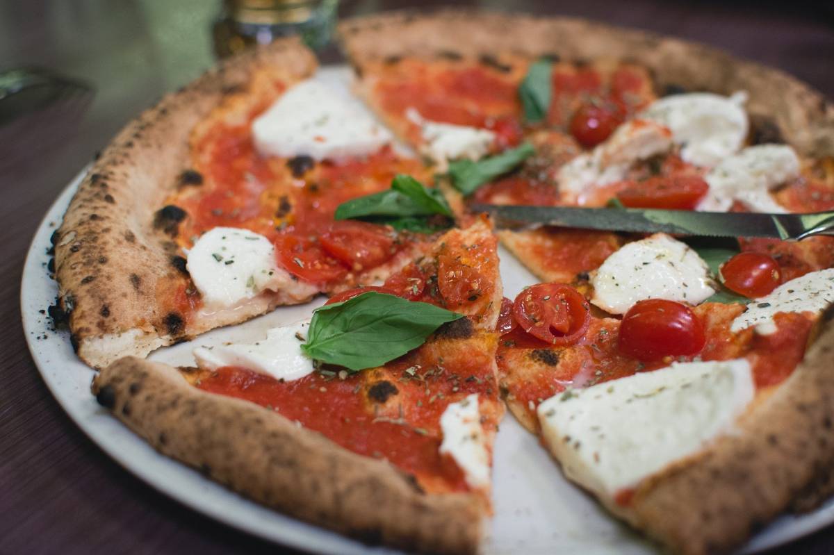 Pizza senza lievito, ricetta facile che utilizza il bicarbonato article-post