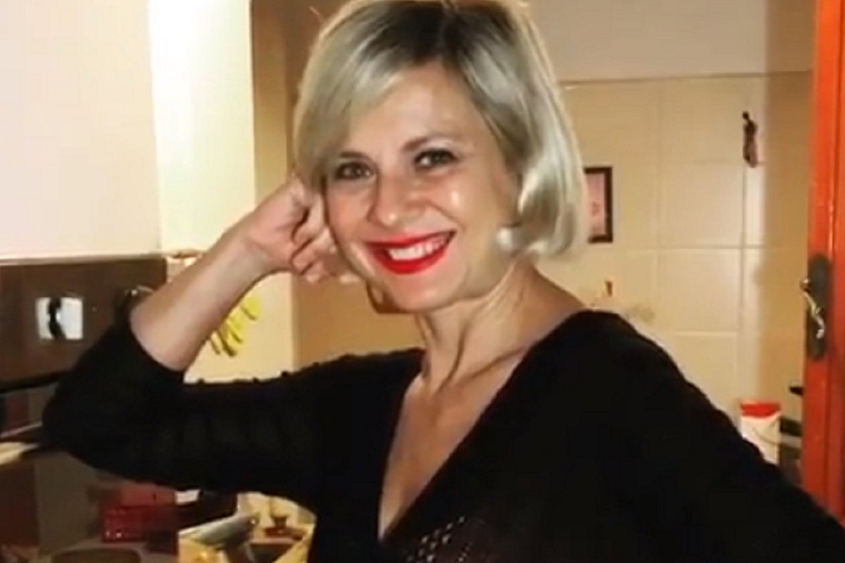 Antonella Elia risposta indiretta a Enrica Bonaccorti: “Non ho mai voluto rubarle la scena” article-post