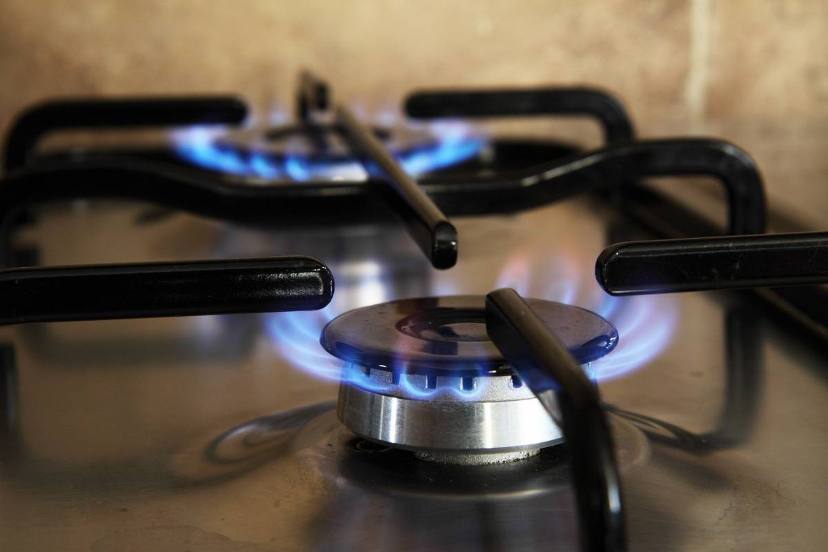 Bollette, ad aprile calano le tariffe luce e gas article-post