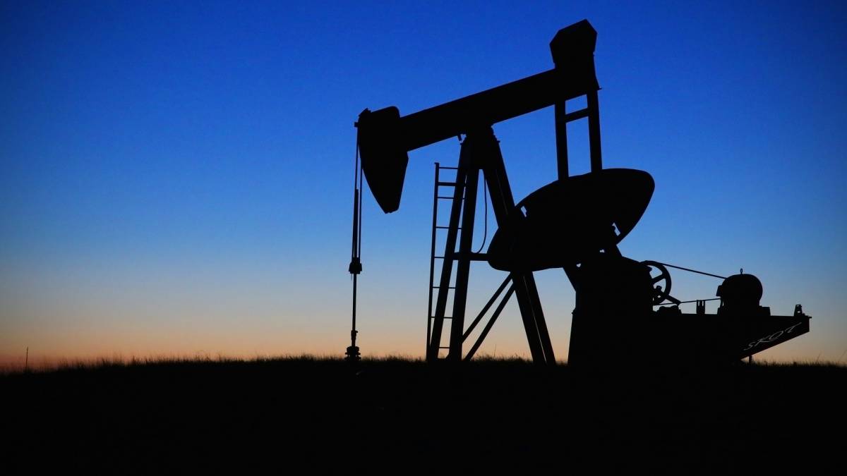 Coronavirus, sempre meno domanda di petrolio e l’Opec dimezza la produzione article-post