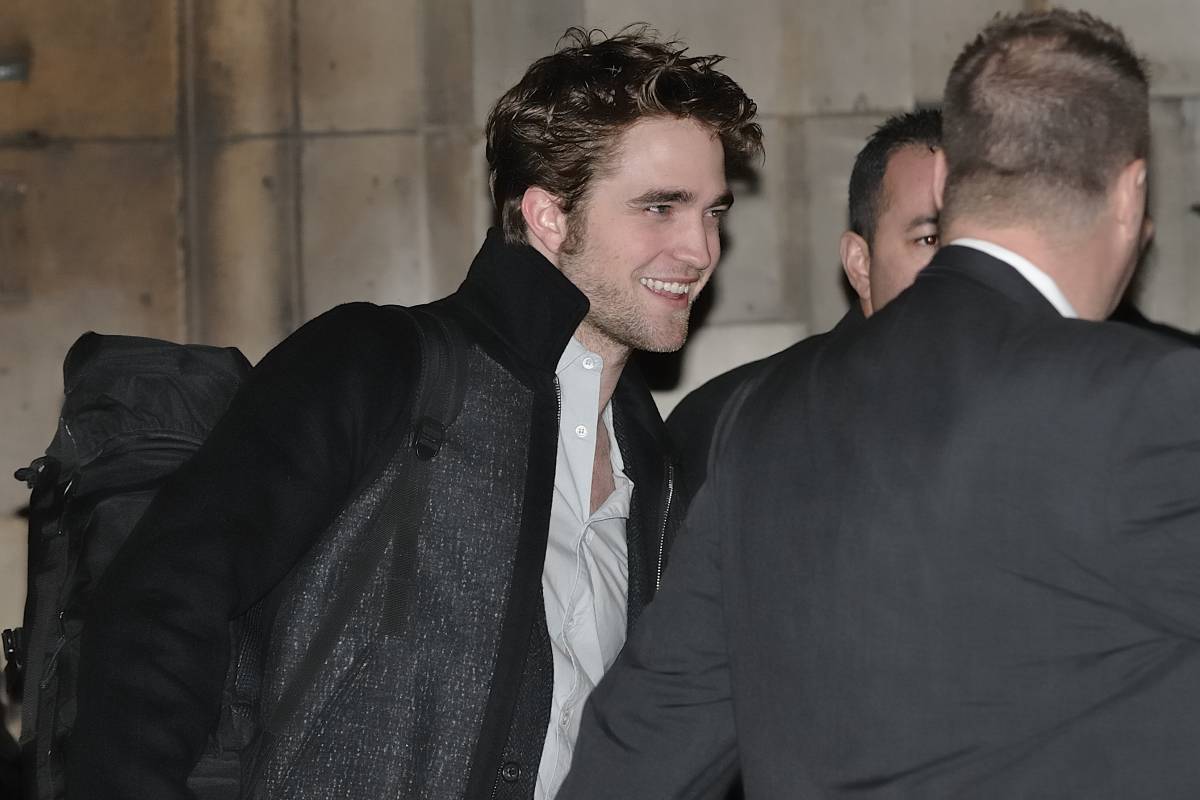 Robert Pattinson, compleanno lontano dai social! article-post