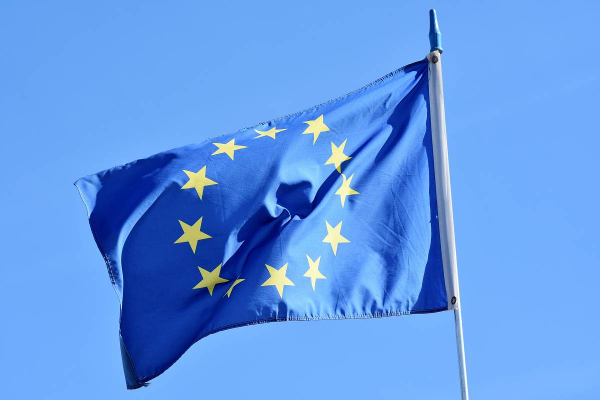 Merkel-Macron: 500 miliardi, a Bruxelles si lavora per chiudere la trattativa article-post