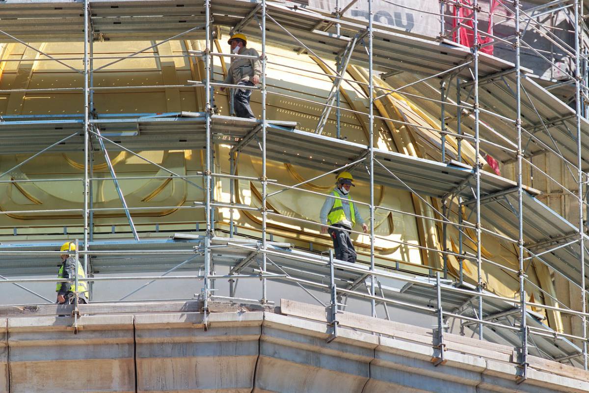Lavoratore positivo al Covid-19: riconosciuto l’infortunio e non la malattia professionale article-post