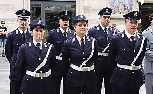 Di Sarno: più rispetto per la polizia penitenziaria article-post