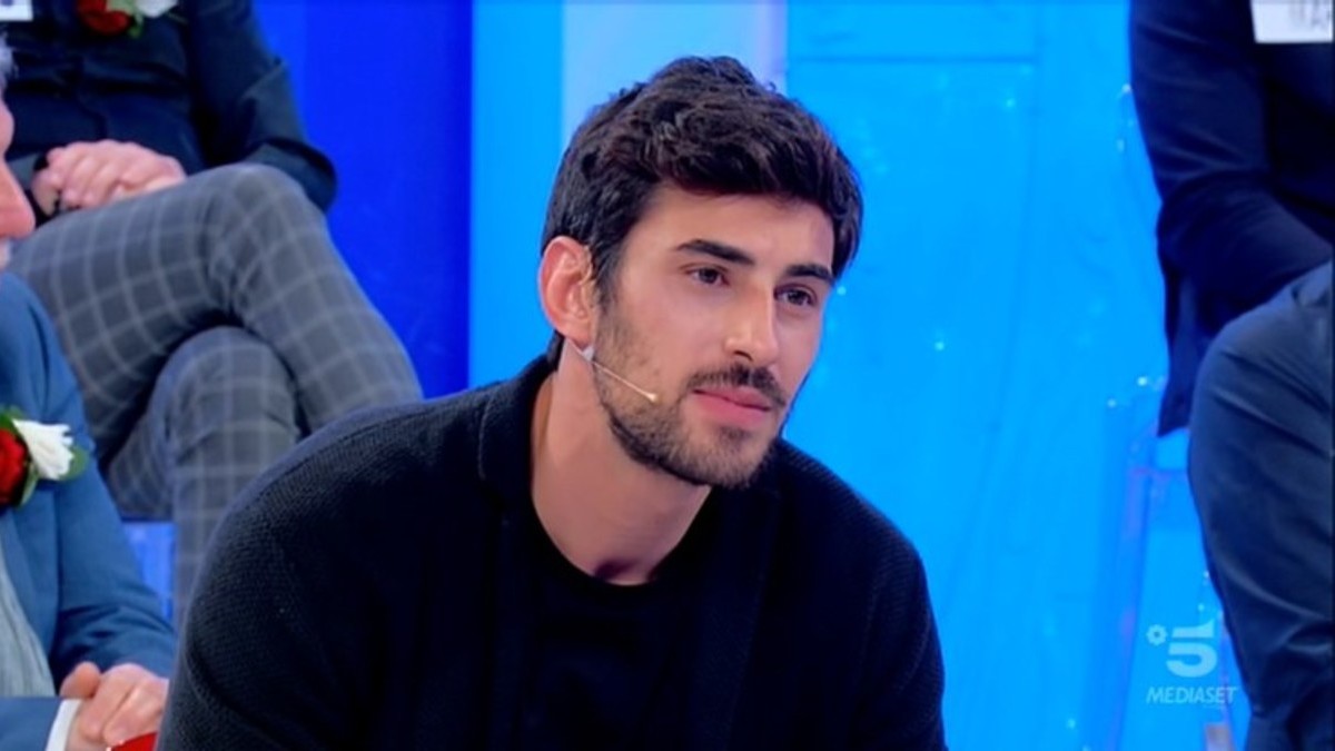 Alessandro Graziani smentisce Pago: “Ho visto Serena Enardu solo due volte” article-post