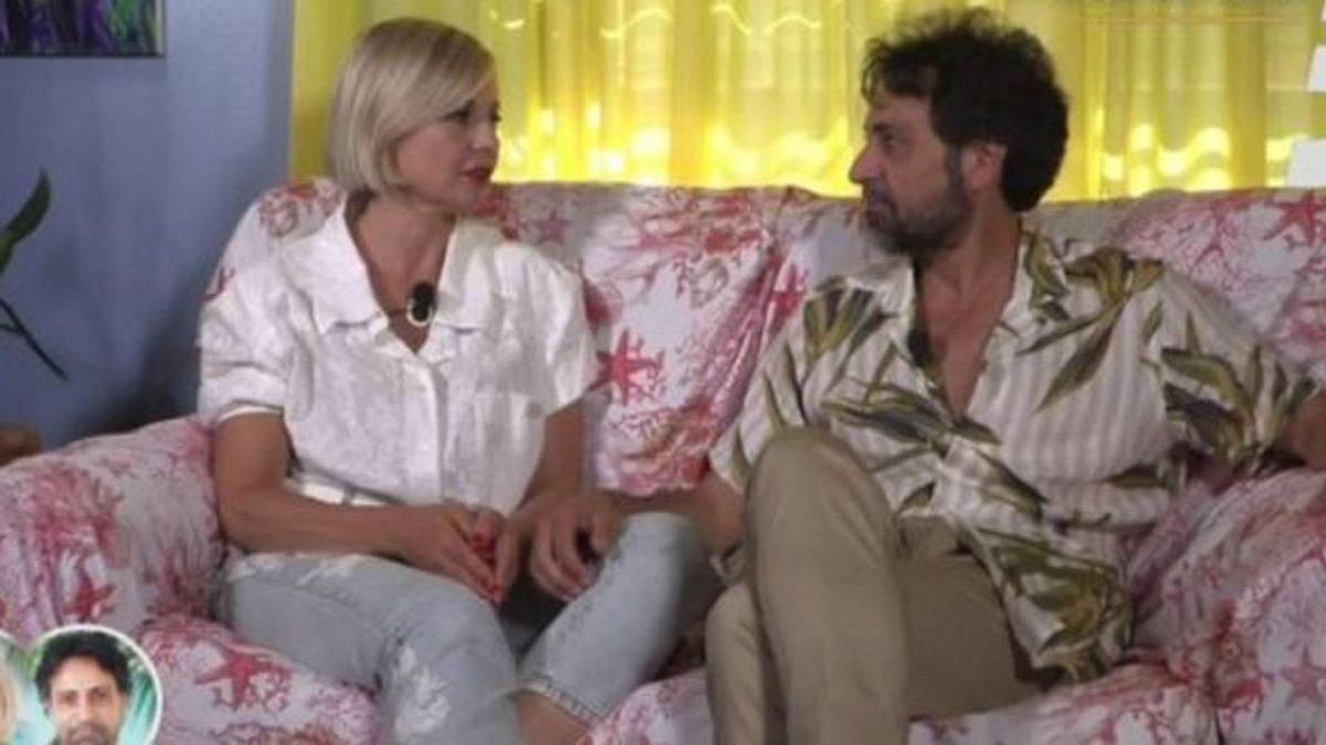 Antonella Elia e Pietro in crisi: la showgirl vuole il falò article-post