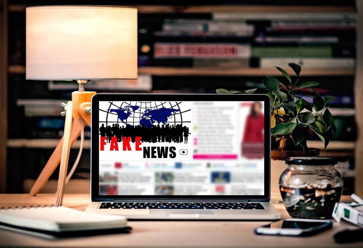 Fake news: Facebook avvia una campagna informativa article-post