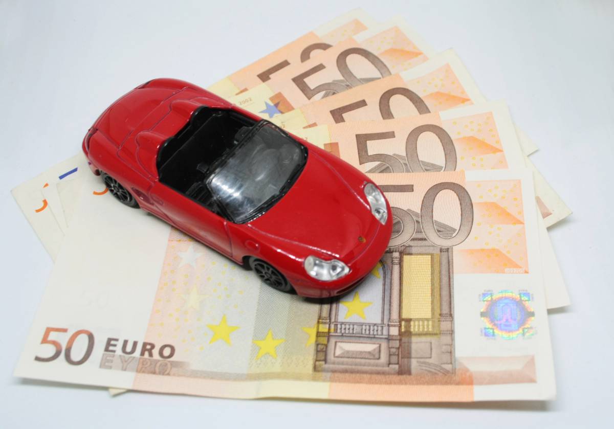 Posso pagare l’assicurazione Auto con il Reddito di Cittadinanza? article-post
