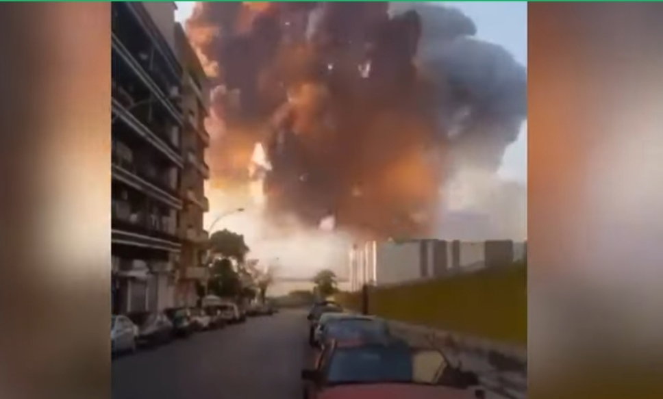 Beirut: 300.000 persone sono state sfollate dalle loro case article-post