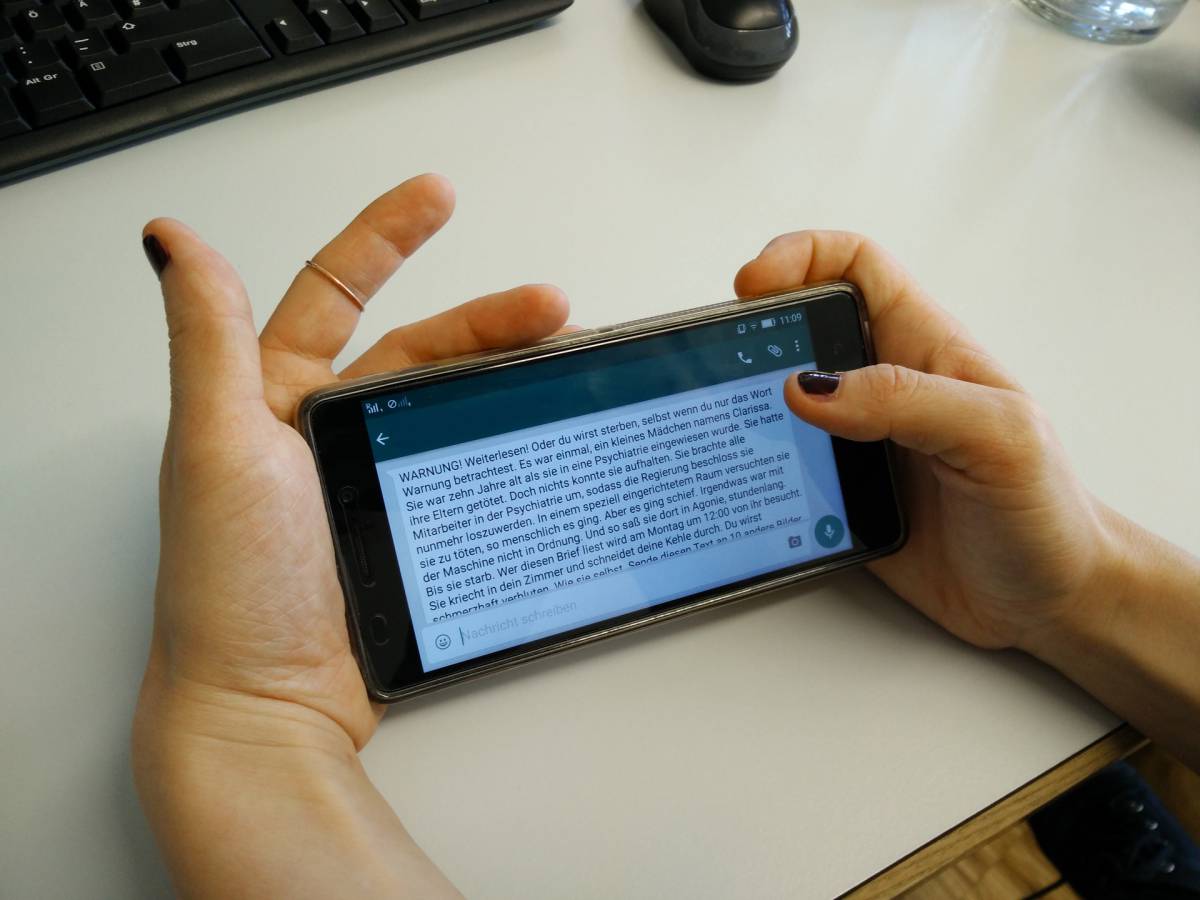 La verifica delle fake news su WhatsApp arriva in Italia article-post