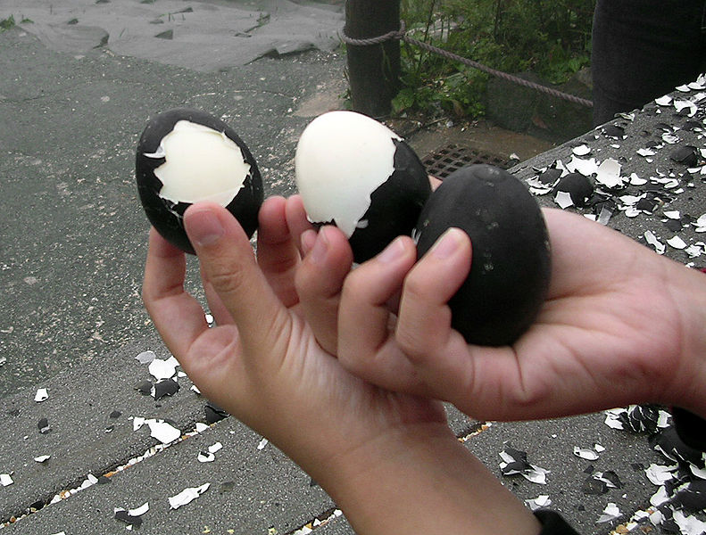 Kuro-tamago: le uova nere del Giappone che allungano la vita article-post