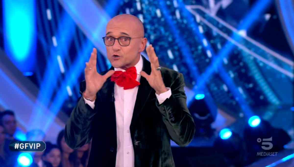 Grande Fratello Vip, debutto esplosivo per il reality article-post
