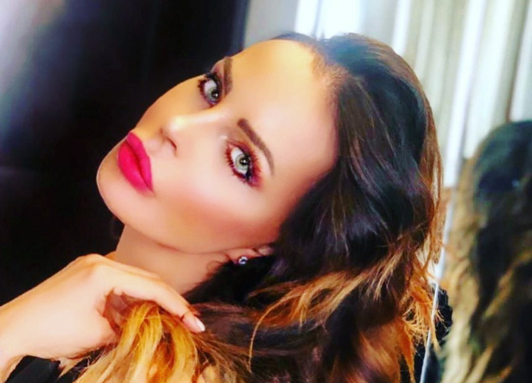 Nina Moric preoccupata per la decisione di Carlos: cosa ha fatto? article-post