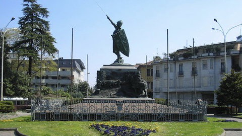 La Lega Nord e la storia dei 49 milioni preview