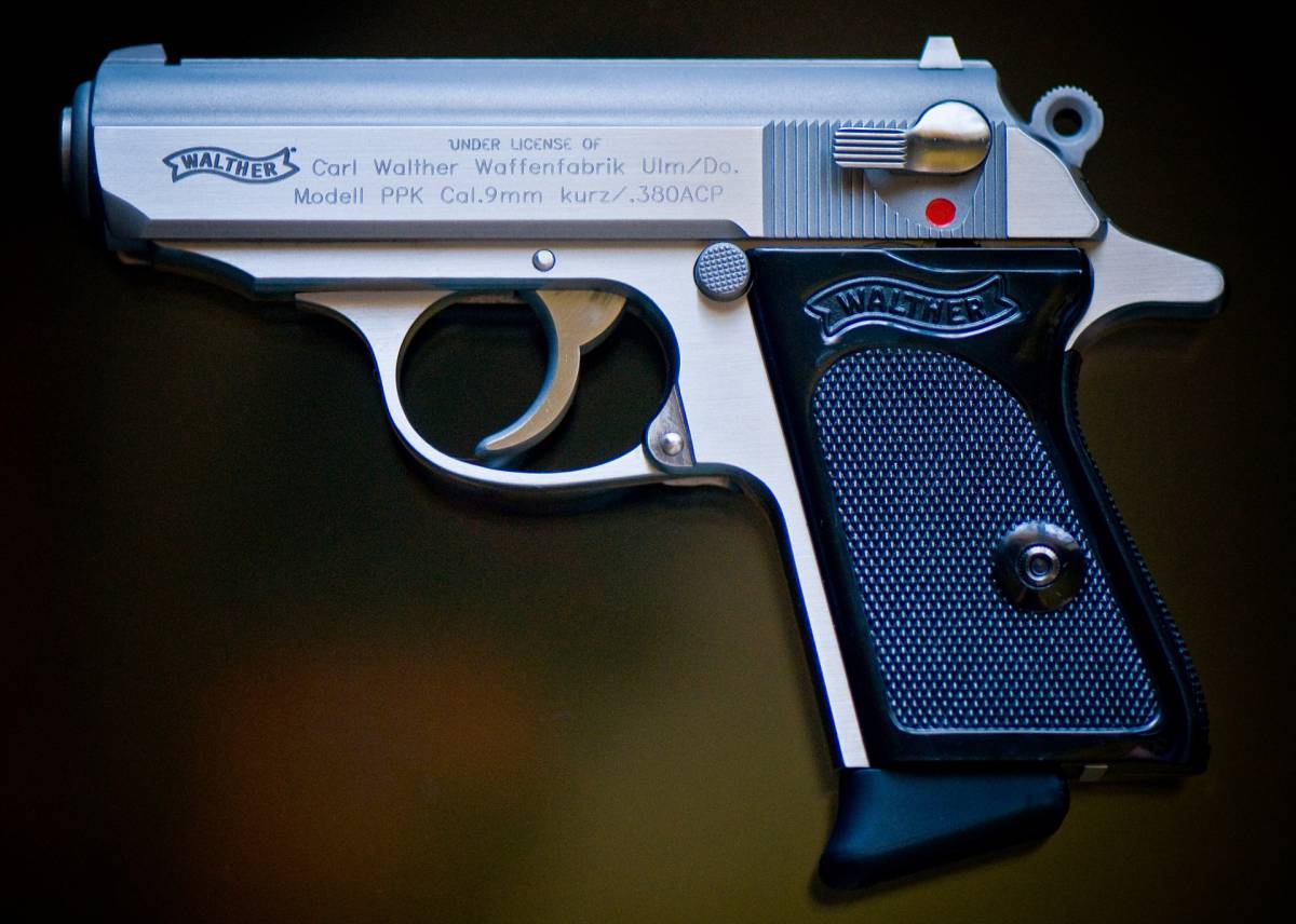 James Bond è esistito ed era proprio un agente segreto britannico article-post