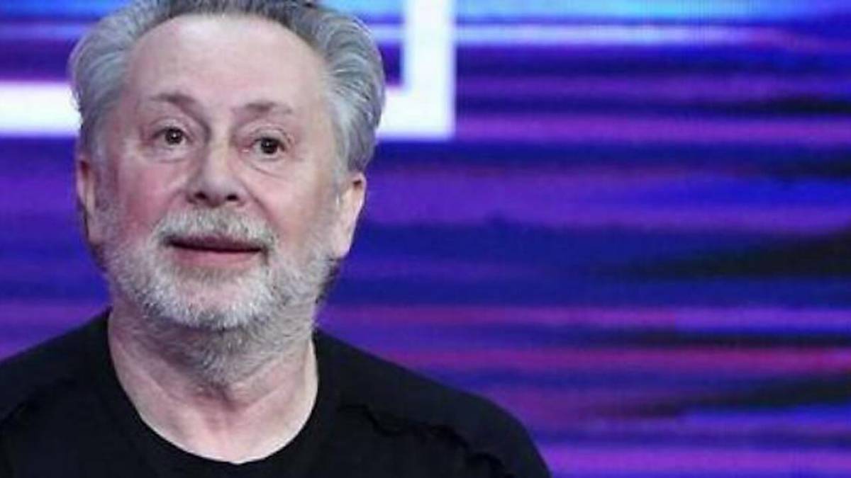 Lele Mora: “Morra ha avuto una storia con un uomo famoso” article-post