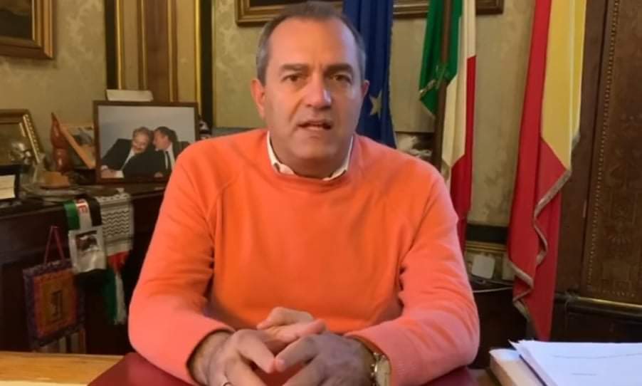 De Magistris: “Mi candido come presidente della Calabria” article-post