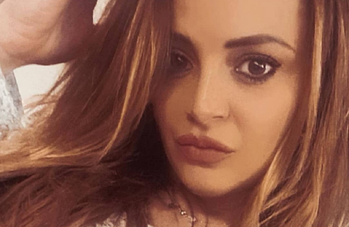 Uomini e Donne, Roberta Di Padua attratta da un tronista: chi è? article-post