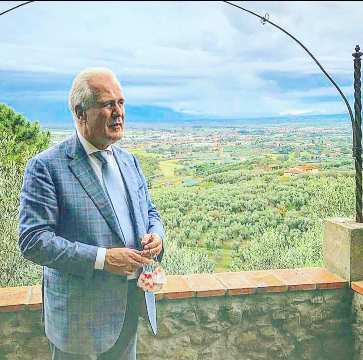 Giani protesta: “La Toscana meritava la zona gialla” article-post