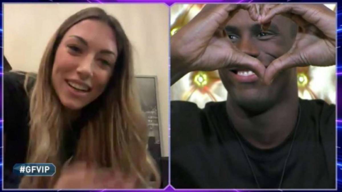 GFVIP, Selvaggia Roma vs la fidanzata di Enock: “Sei cornuta” article-post