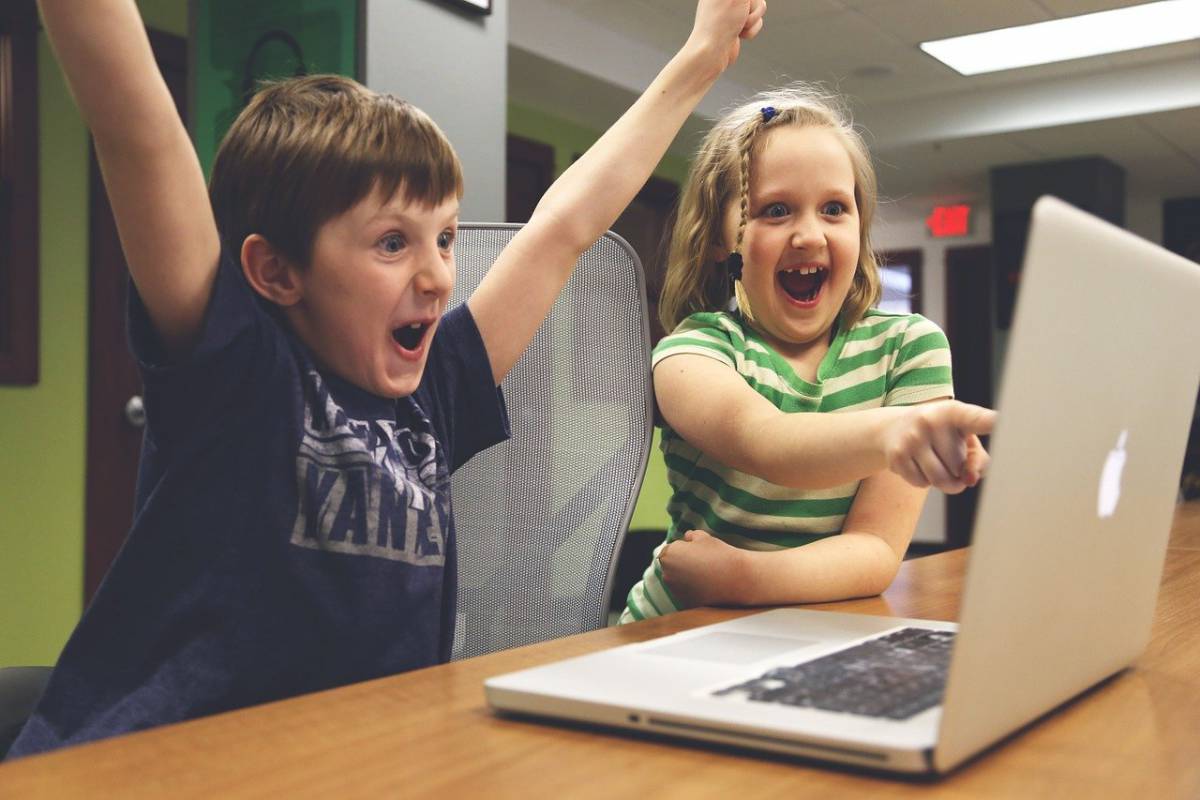 Secondo una ricerca il sistema immunitario dei bambini risponde meglio al Covid-19 article-post