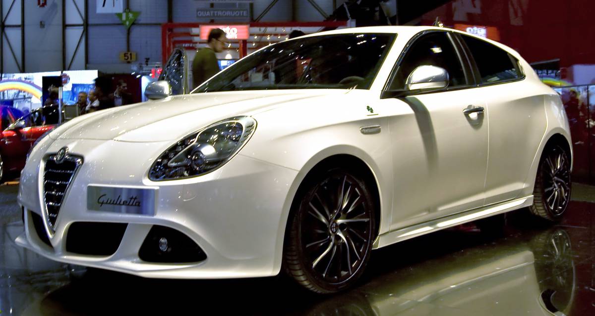 Passione auto: l’Alfa Romeo Giulietta tra le più amate dagli italiani article-post