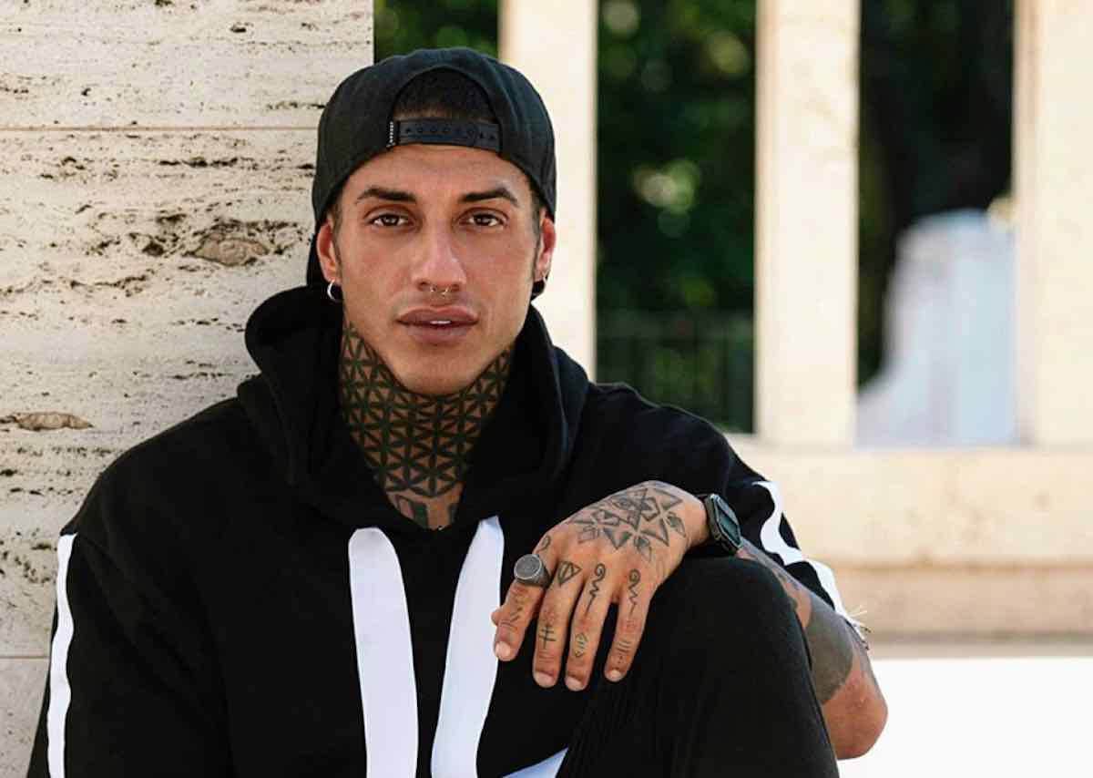 Francesco Chiofalo: “Selvaggia Roma non dice la verità” article-post
