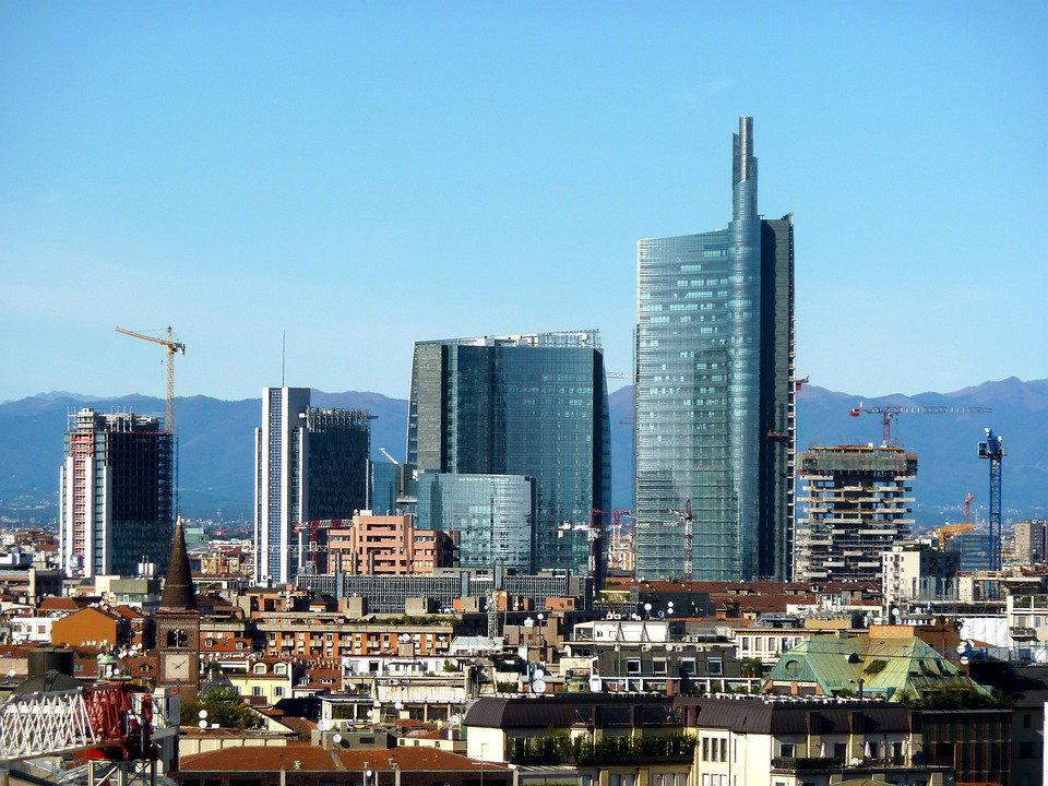 Fusione MPS Unicredit più Tesoro: prima un passo indietro e poi un passo avanti article-post