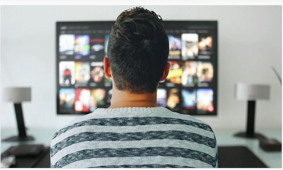 Sky e Amazon uniscono le loro piattaforme migliori come regalo di Natale, ecco i dettagli article-post