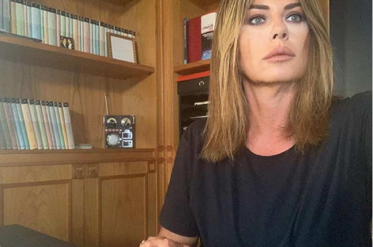 Paola Perego, le prime parole dopo la morte del padre: “Restano i ricordi” article-post