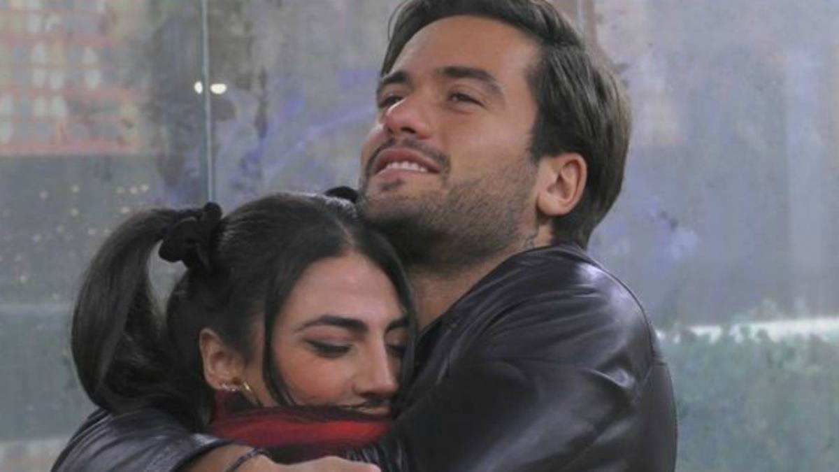GFVIP, la calda notte di Natale di Giulia Salemi e Pierpaolo Petrelli: cosa è successo? article-post