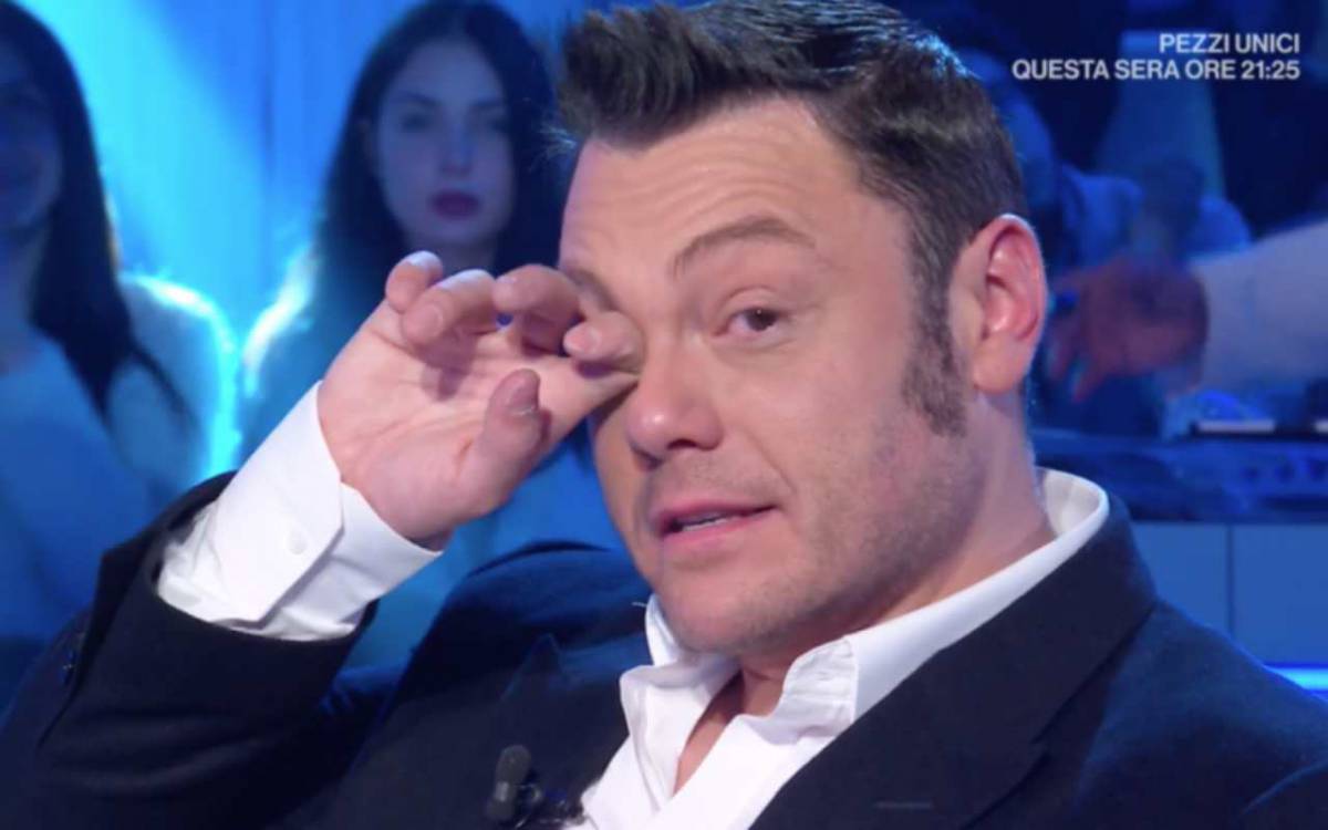 Verissimo, Tiziano Ferro ospite speciale: confessioni di un artista article-post