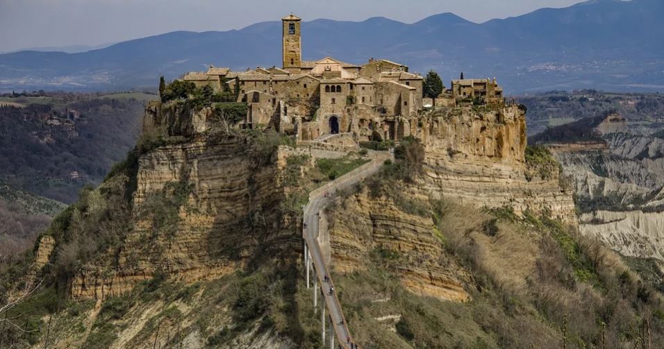 Civita di Bagnoregio candidata Unesco, una perla di storia e bellezza article-post