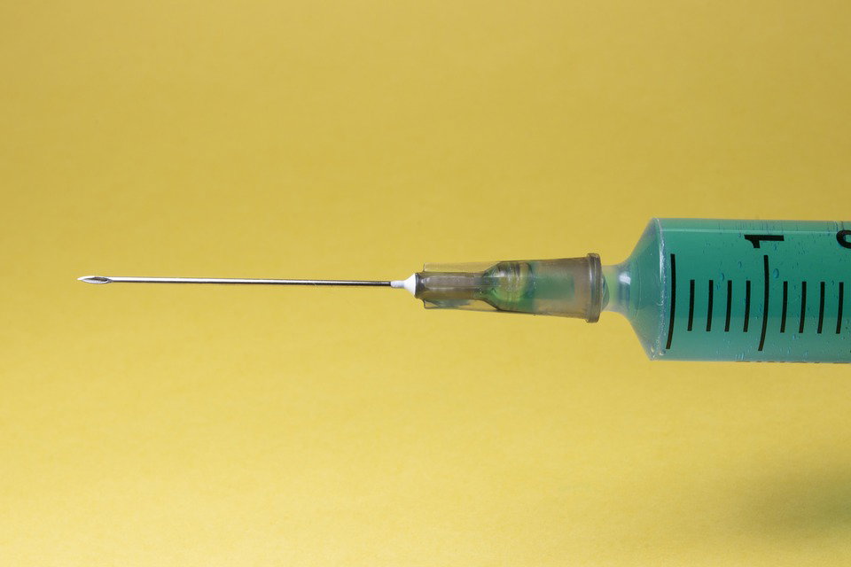 Reithera, il vaccino italiano anti-covid potenzialmente monodose: proseguono i test article-post
