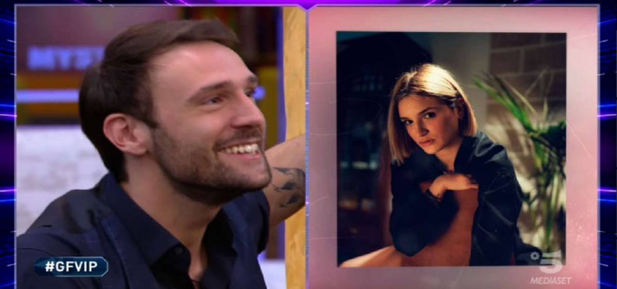 GFVIP, Andrea Zenga corteggiato dalla sorella di Zelletta: cosa le ha detto? article-post