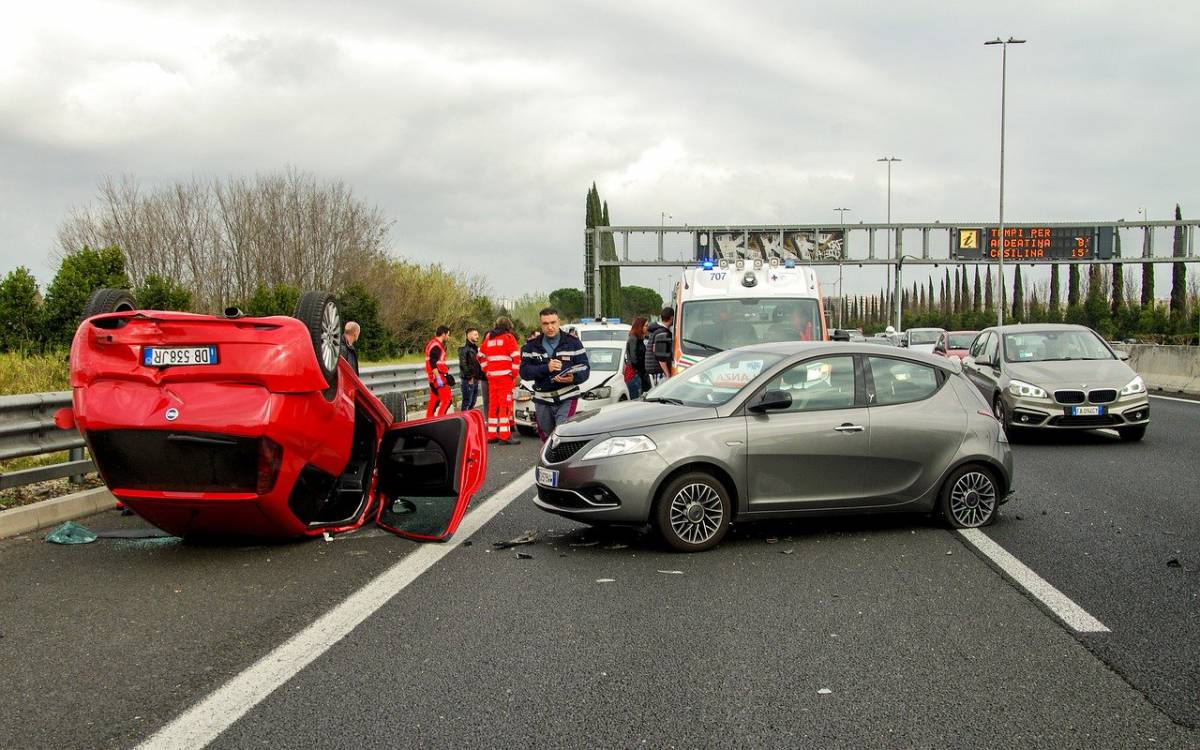 Palermo, muore a 16 anni in un tragico incidente stradale article-post