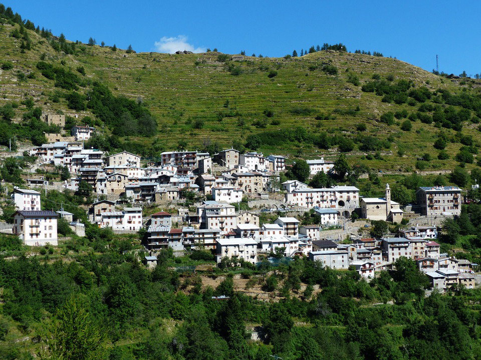 Contributi a fondo perduto comuni montani in difficoltà, nuove scadenze article-post