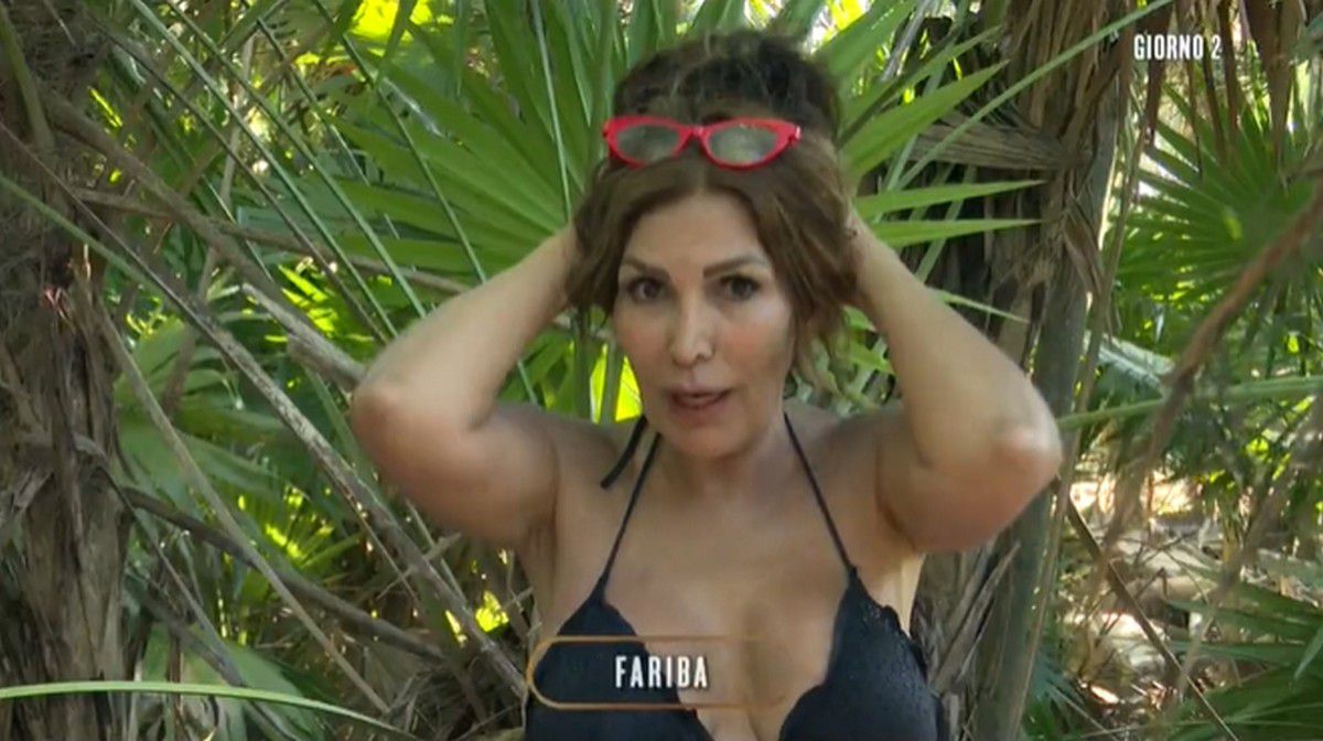 Isola dei Famosi: Fariba contro Valentina Persia article-post