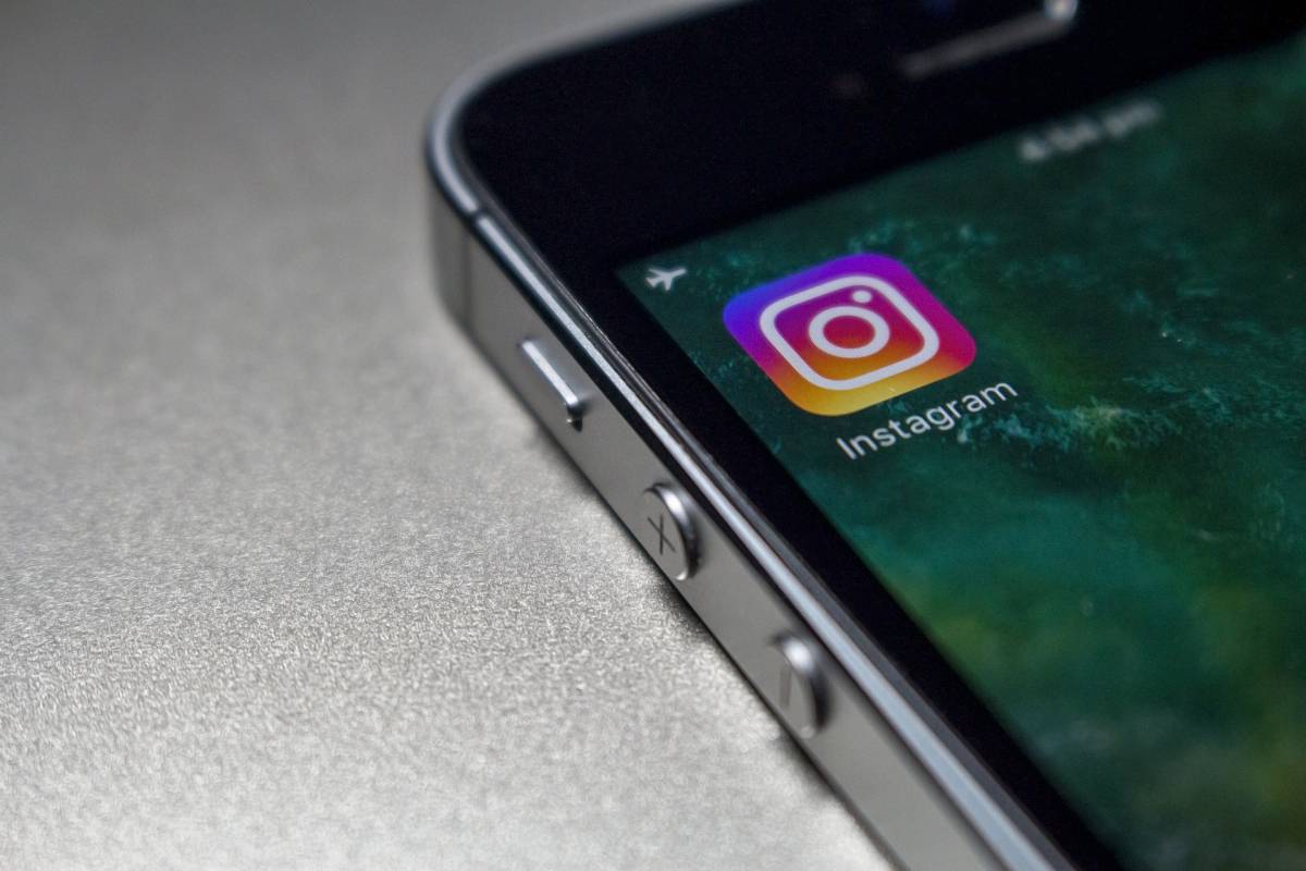 Instagram testa una nuova funzione: post suggeriti nel feed article-post