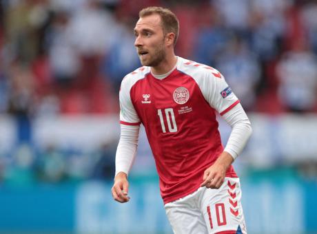 Eriksen: condizioni stabili dopo arresto cardiaco. Il comunicato della Federazione article-post