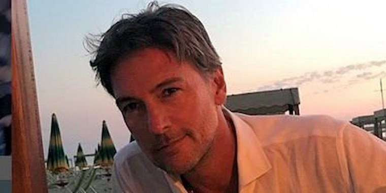 Roberto Farnesi decisione importante: “Non ci sarò” article-post