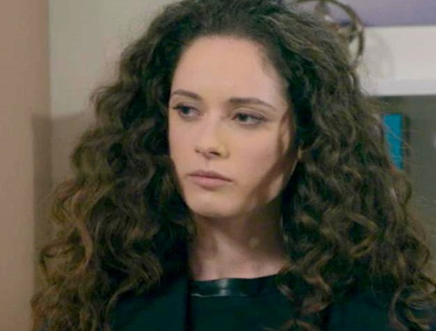 Un posto al sole, spoiler dal 30/08 al 3/09: Susanna vittima di aggressione article-post