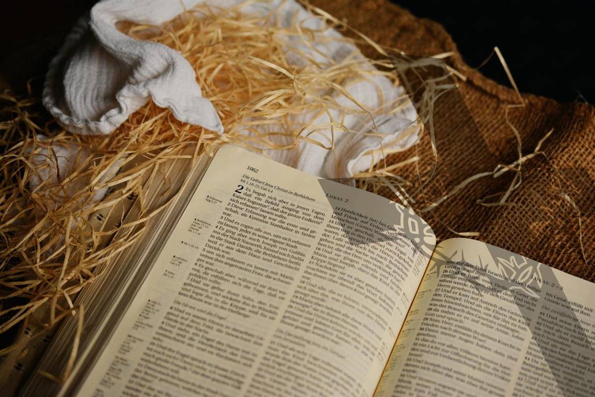 Perché i vangeli apocrifi non sono riconosciuti dalla chiesa? article-post