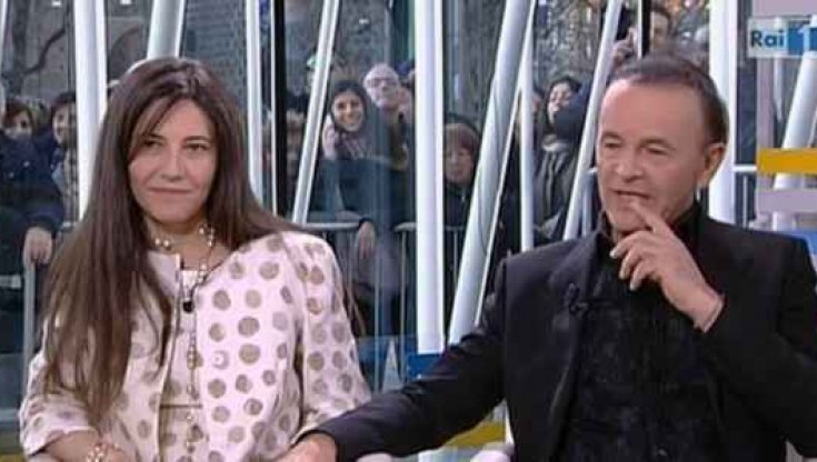 Dodi Battaglia l’ultimo addio alla moglie: “Abbiamo vissuto insieme un sogno fantastico…” article-post