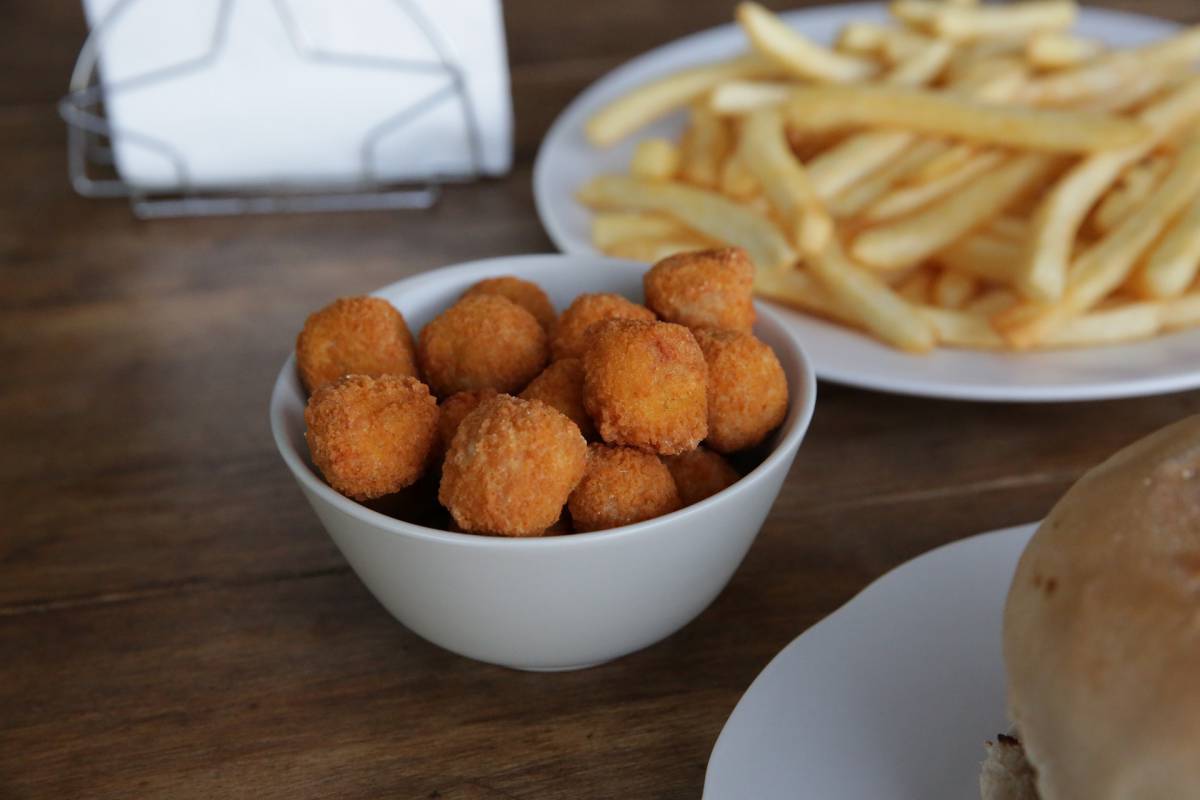 Mozzarelline panate fatte in casa e fritte nella friggitrice ad aria in soli 7 minuti article-post