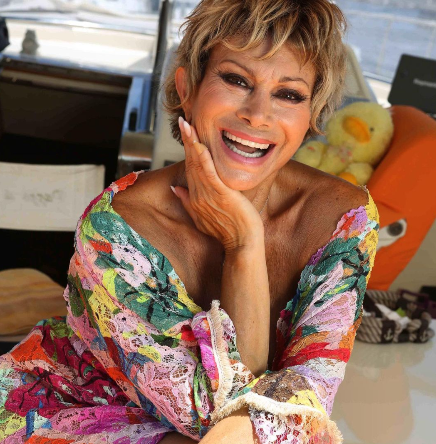Chi è Carmen Russo: Biografia, età, carriera, figlia Maria article-post